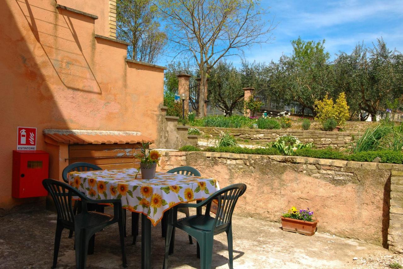 Casa Fiorelli Apartment Passaggio di Assisi ภายนอก รูปภาพ