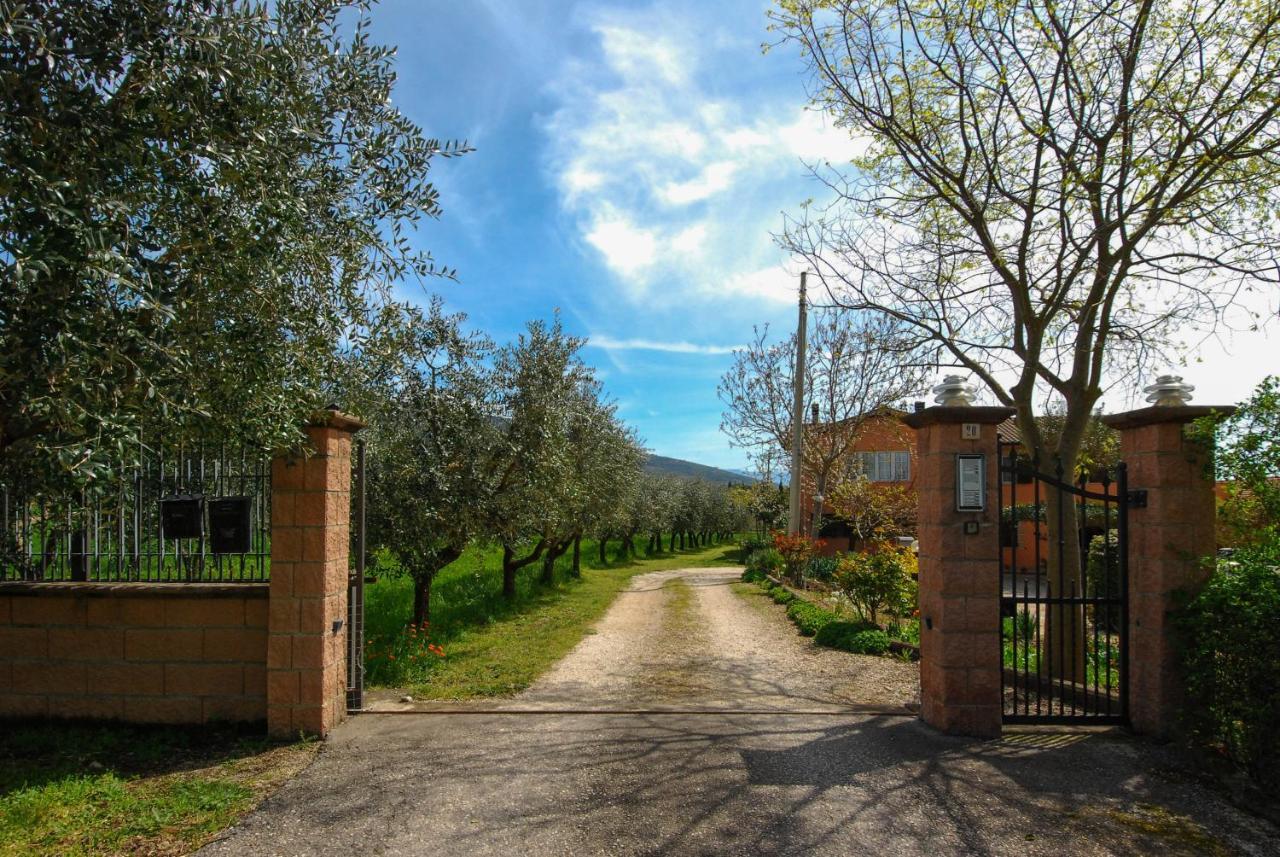 Casa Fiorelli Apartment Passaggio di Assisi ภายนอก รูปภาพ